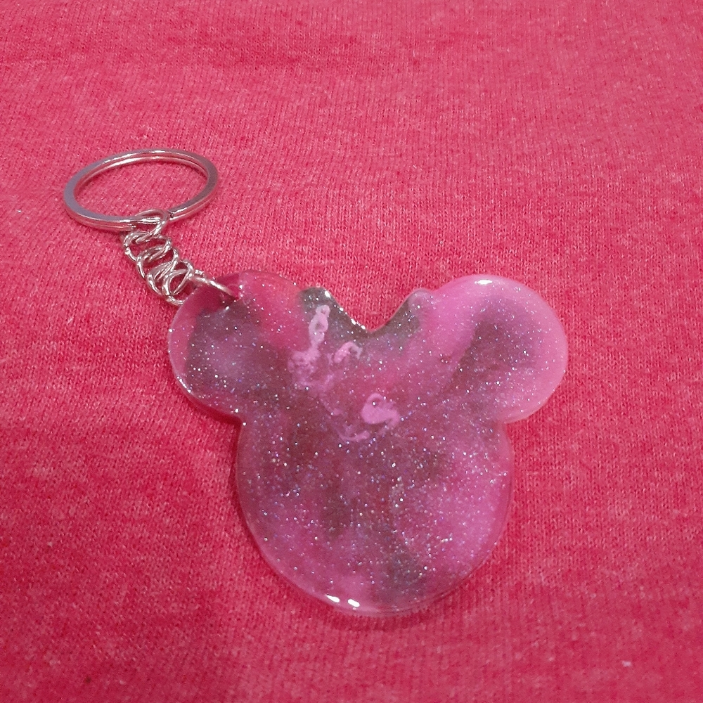 Minnie Mouse Keychain - Picture 2 of 2